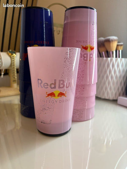 Verre "Red bull" lumineux avec paille en métal + capuchon de fermeture M'Trends